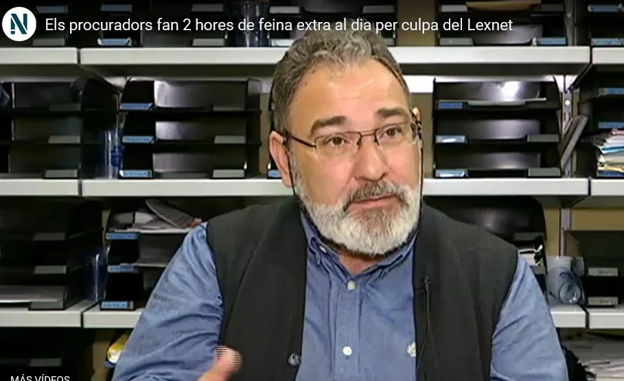 Los procuradores hacen dos horas de trabajo extra al día por culpa del Lexnet