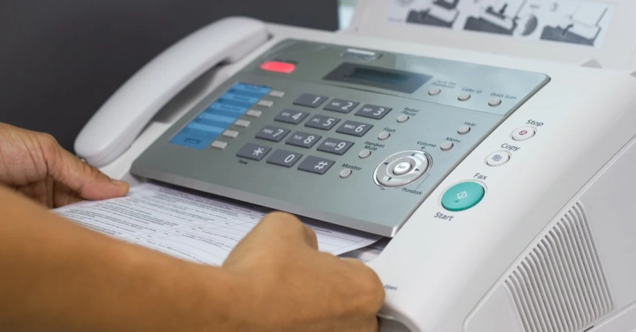 El Ministerio de Justicia declara que, desde el 24 de noviembre, queda suprimido el uso del fax en su territorio